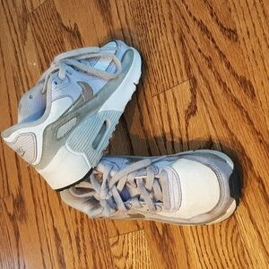 Nike gym shoes